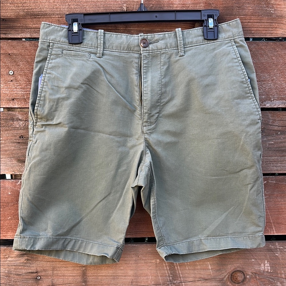 Men's Olive Green Shorts